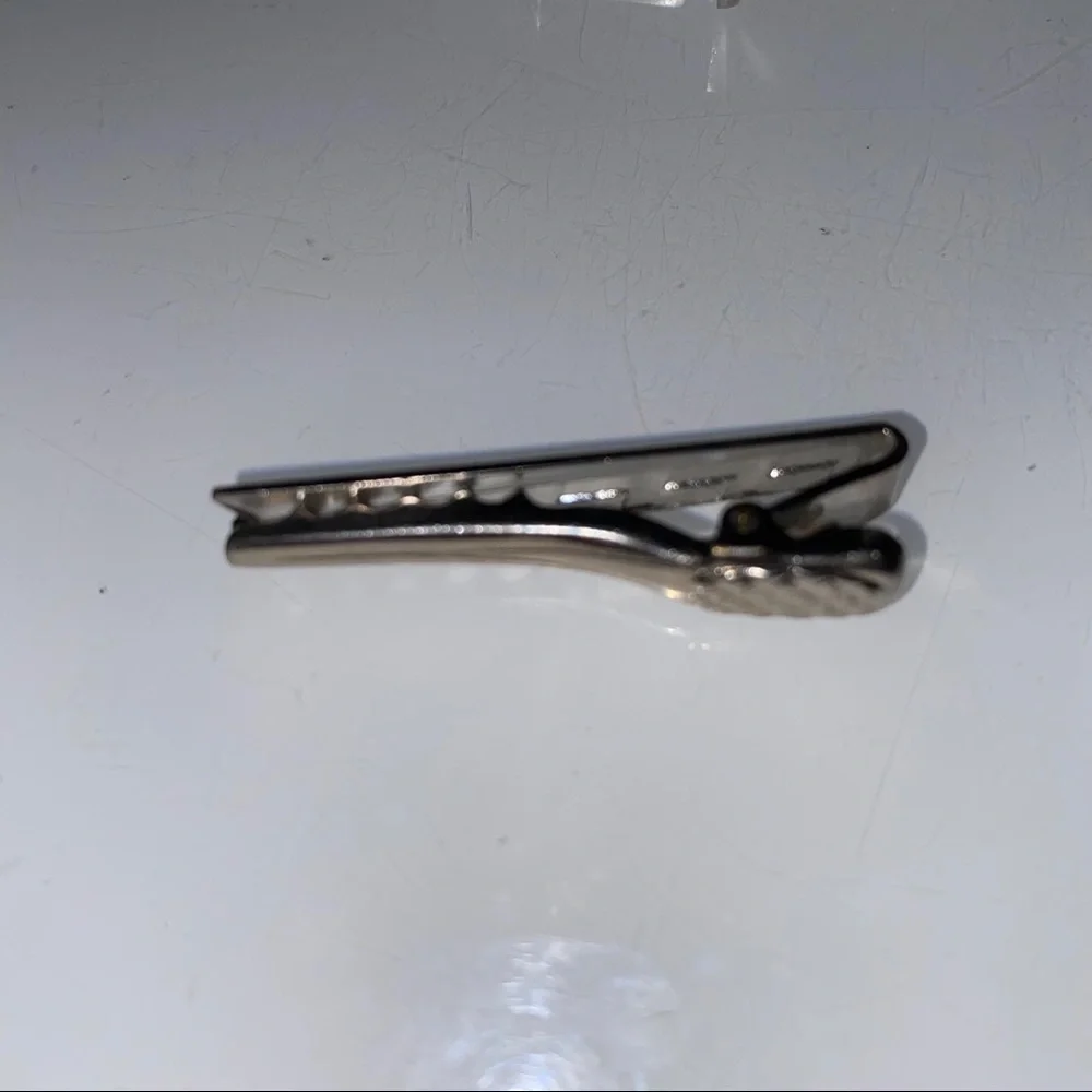 Silver train style cufflinks &‎ matching tie clip